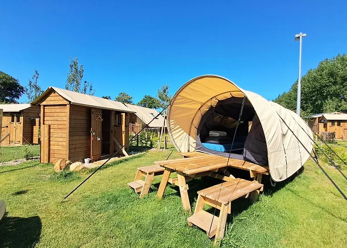 Luxury tent Domaine Le Jardin De Seraphine